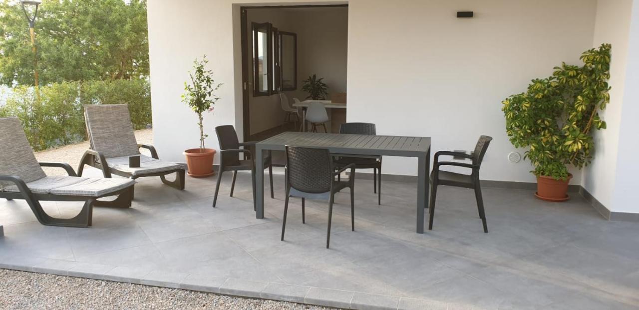 B&B Juniperus Sant'Anna Arresi Bagian luar foto